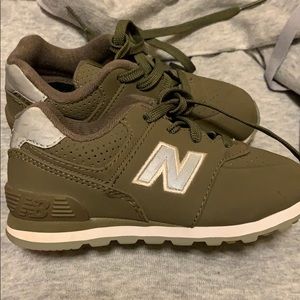 Selling gently worn New Balance